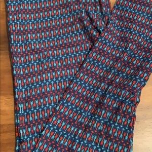 LuLaRoe arrow TC leggings